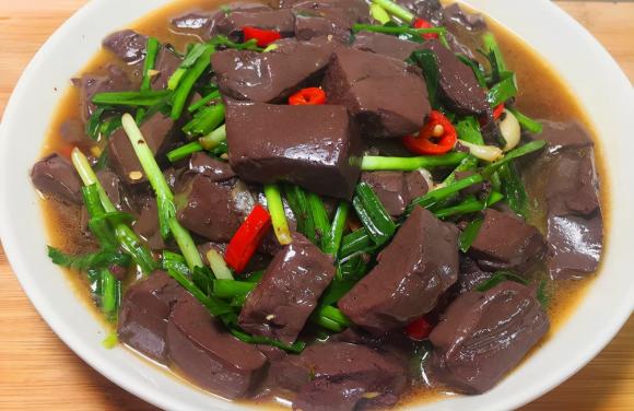 Một món ăn được người Việt yêu thích nhưng lại bị cấm tuyệt đối tại Singapore  - Ảnh 1